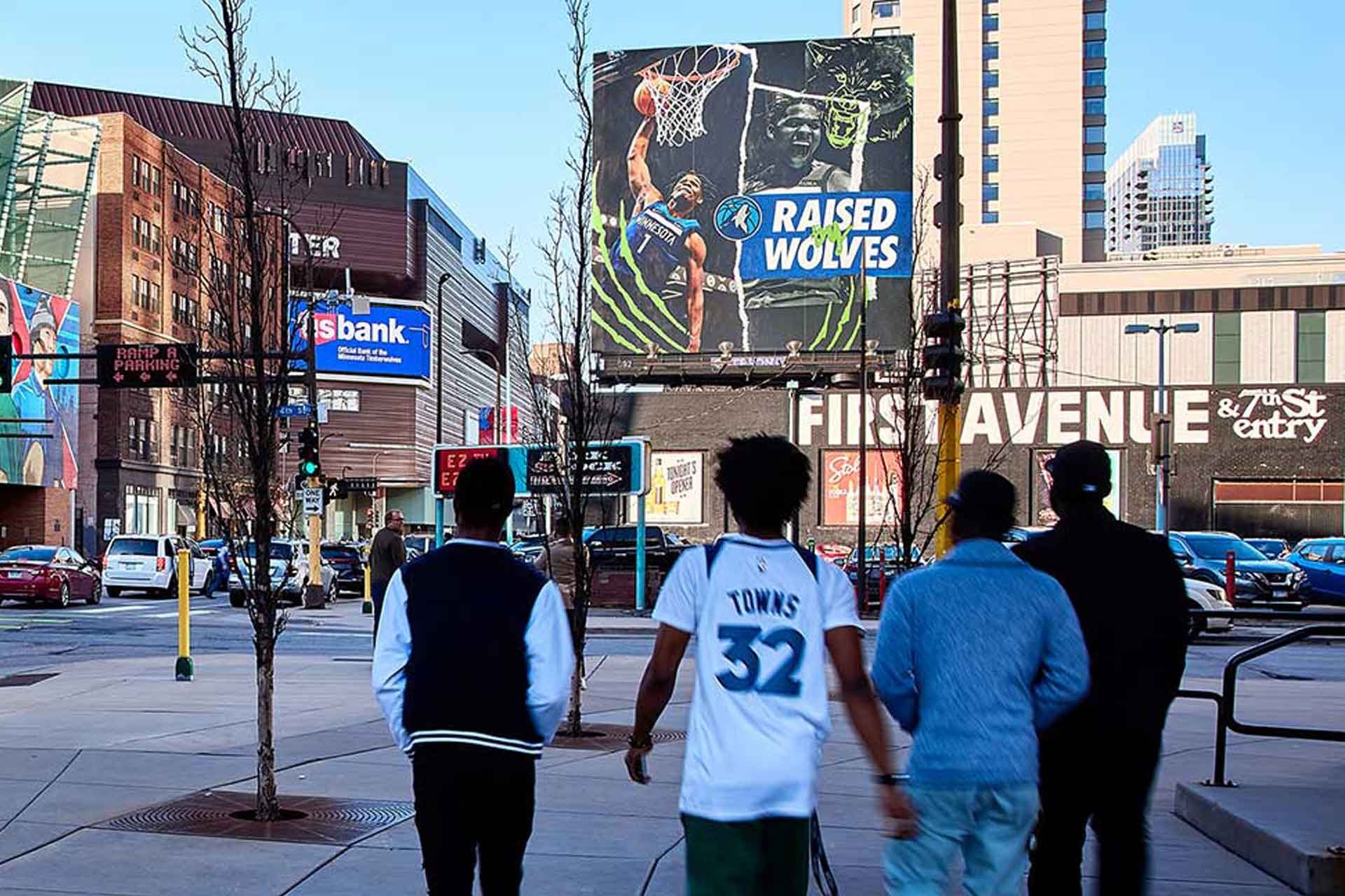 out of home wallsacpe advertising minnesota