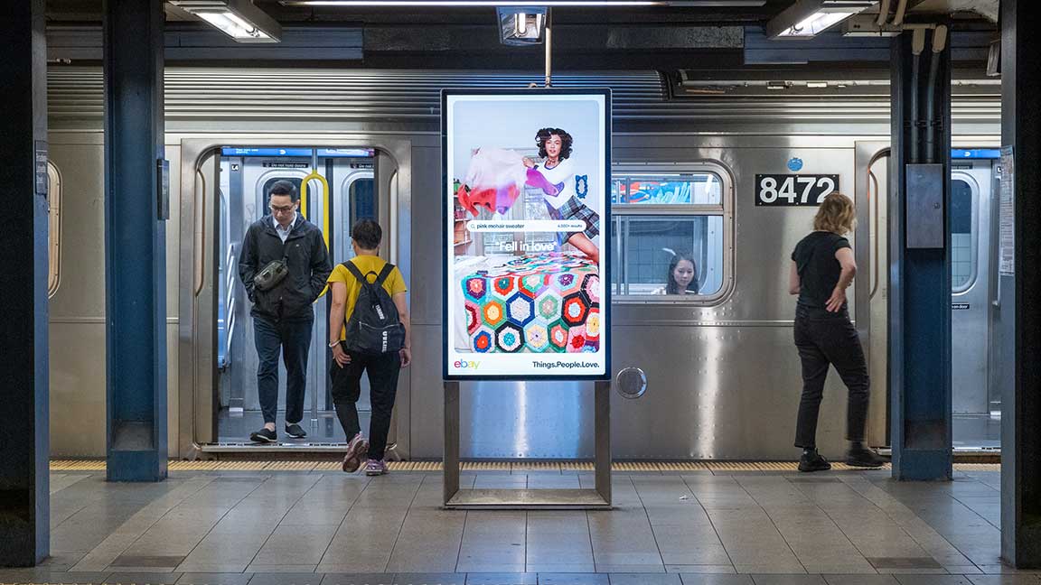 Subway Liveboard with DOOH ad for eBay