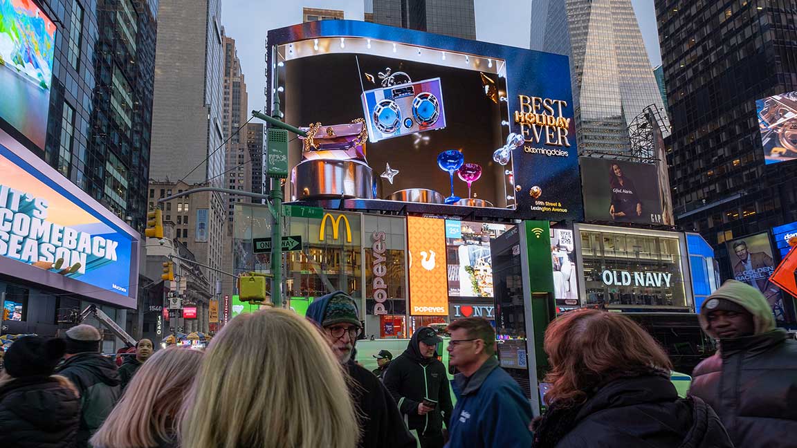 Bloomingdale’s “Best Holiday Ever” XScape dimensional OOH campaign on the Digital Beast in Times Square