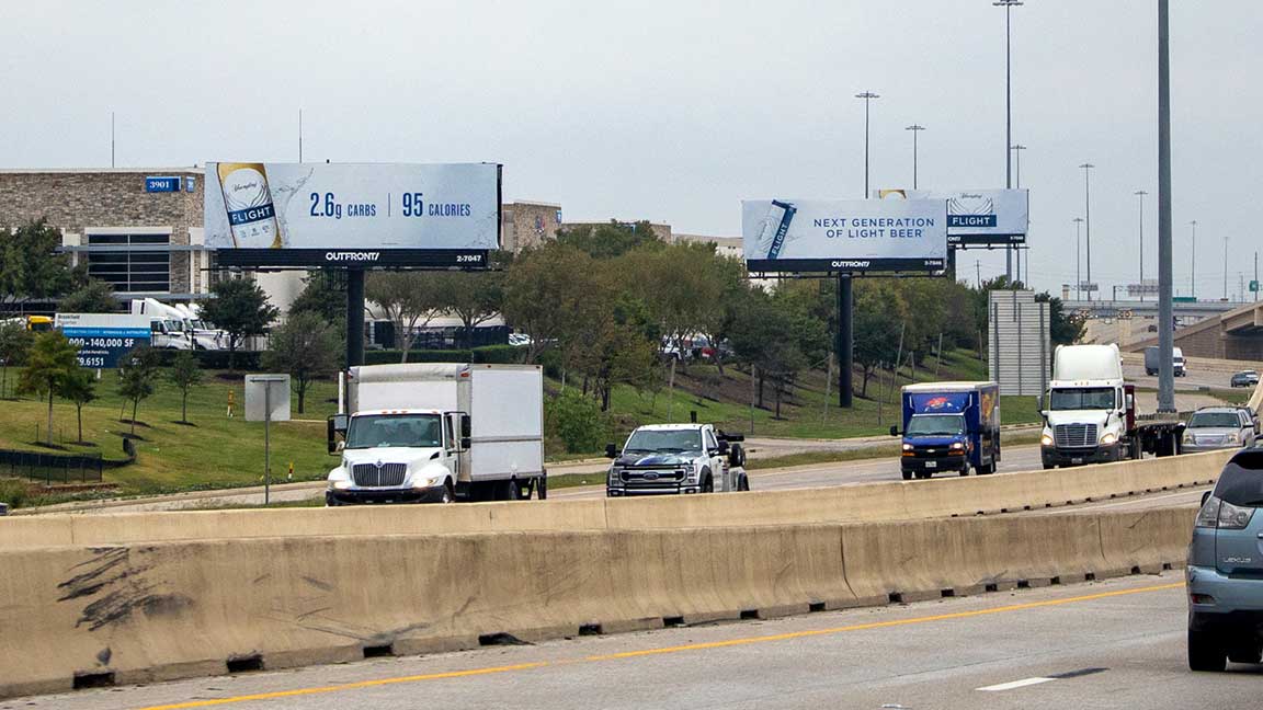 Burma-Shave style advertising in Dallas