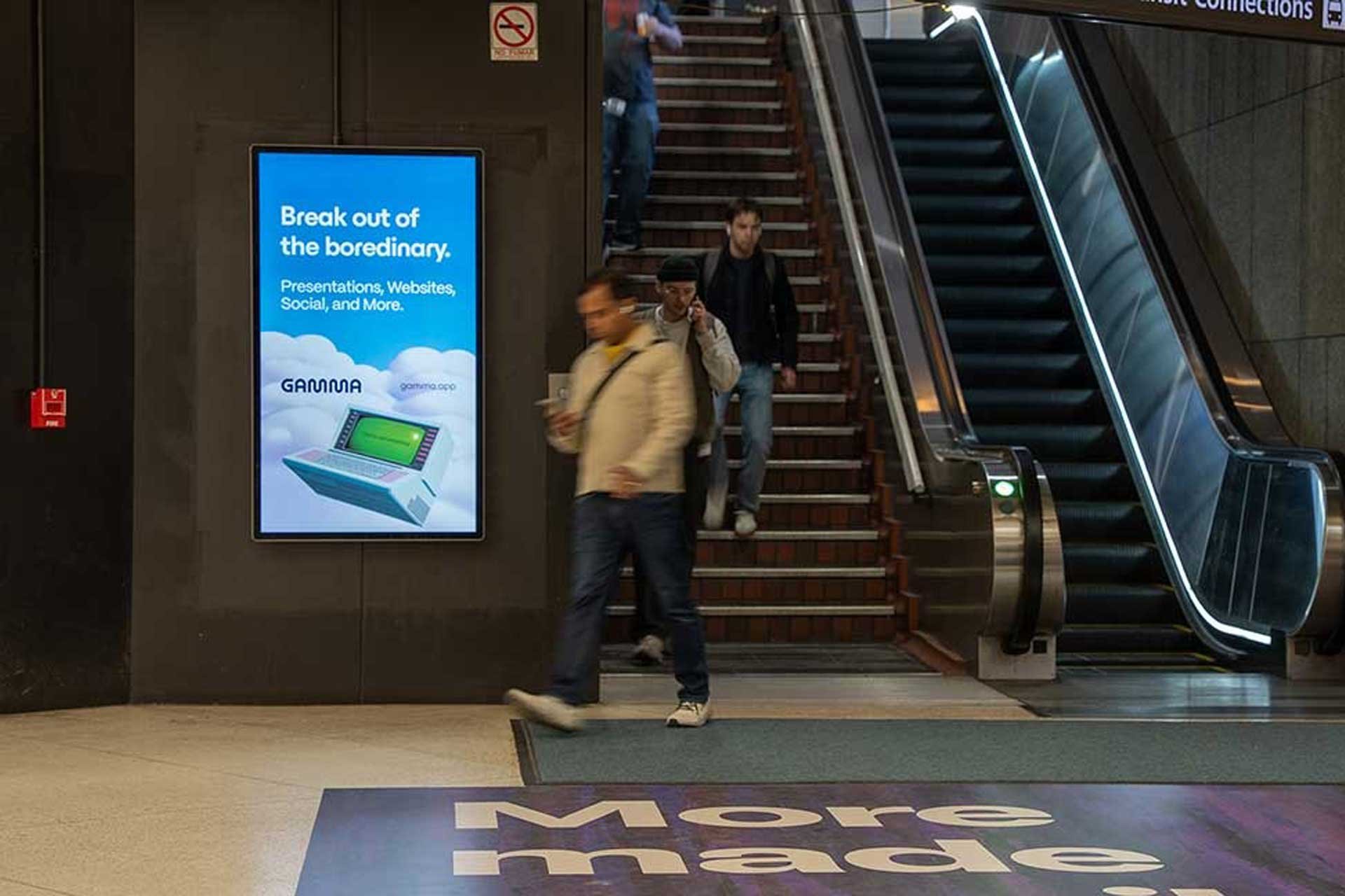 New York Mets ad on NYC Subway Liveboard out of home advertising