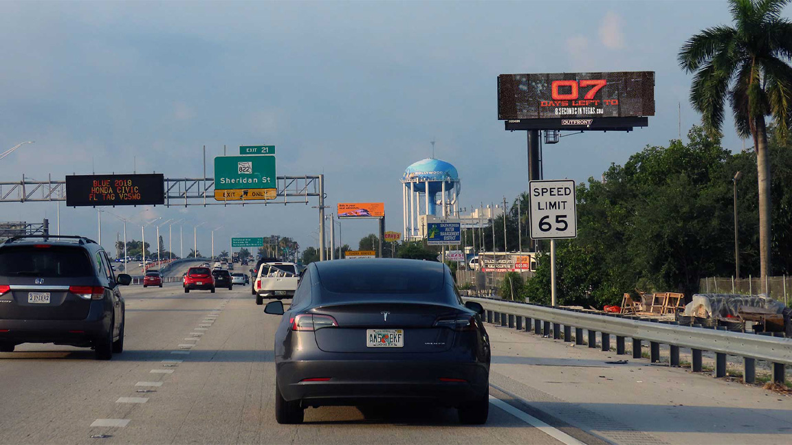 Digital billboard in Miami promoting 8 Seconds in Vegas PBR Teams giveaway