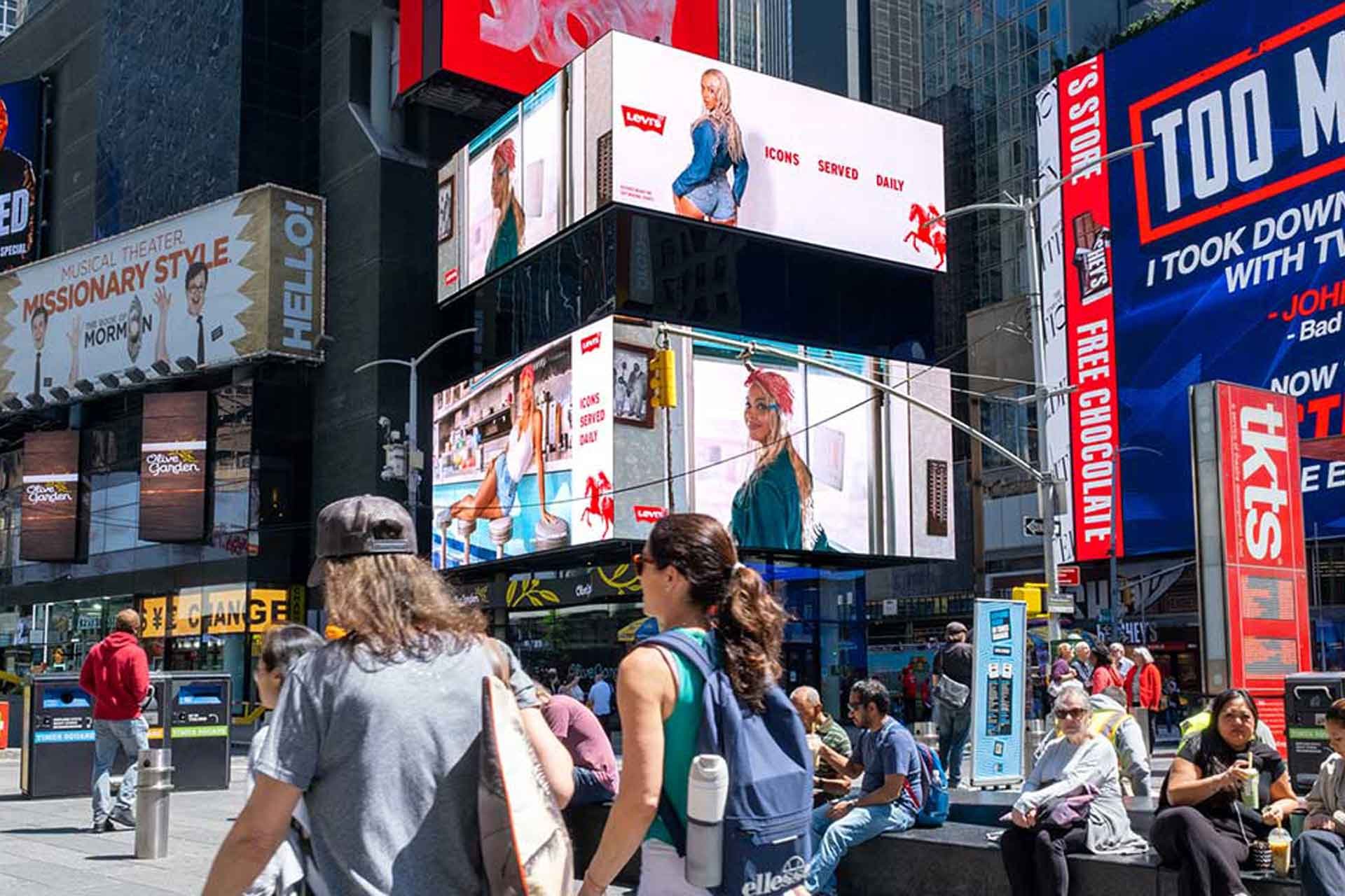 essential trends of the late advertising trends report out of home advertising