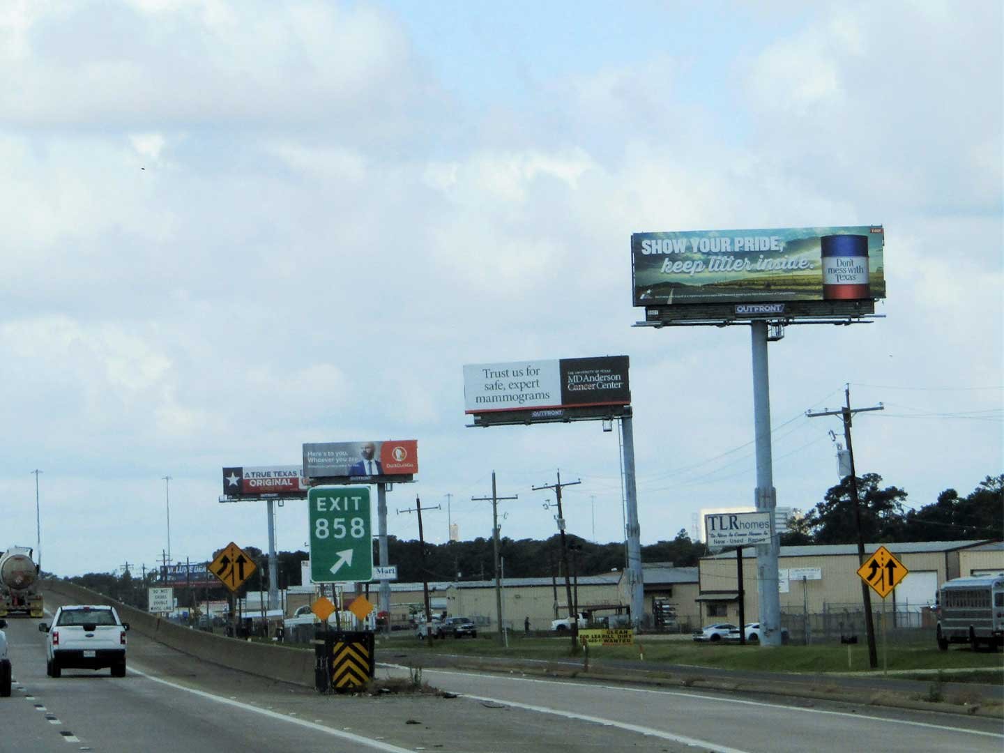 out of home billboard advertising beaumont texas