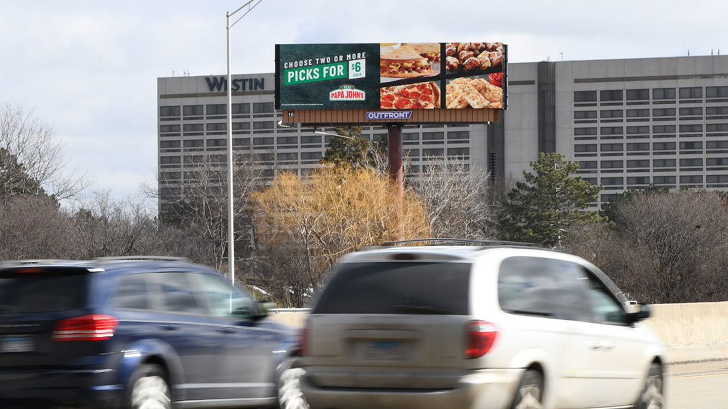 digital highway out of home advertising billboard in chicago for papa johns