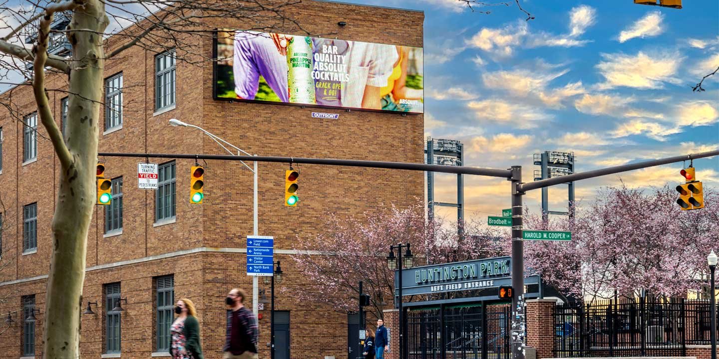 out of home digital billboard advertising in columbus ohio