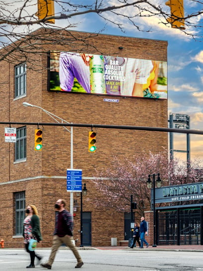 out of home digital billboard advertising in columbus ohio