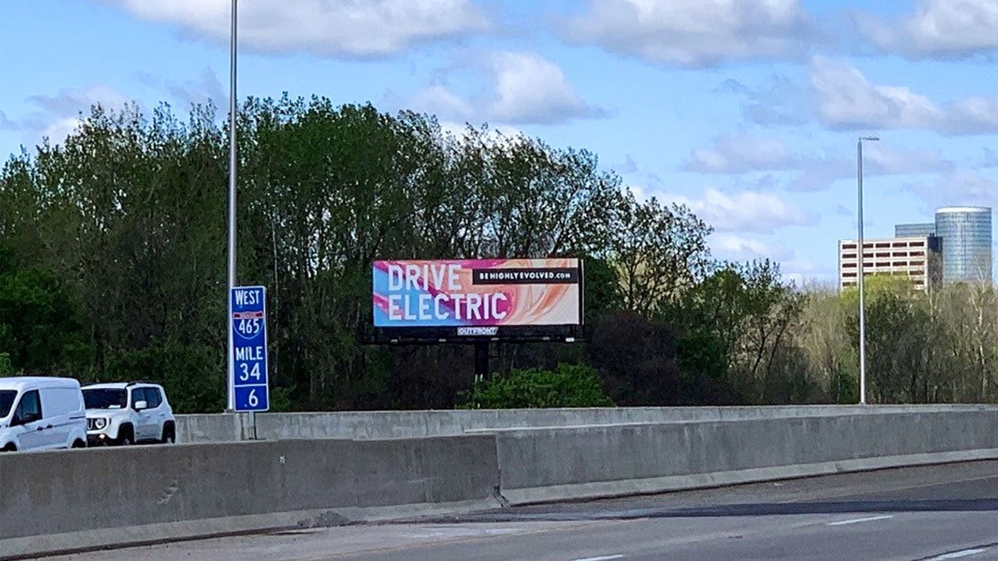 knozone highway billboard out of home advertising in fort wayne