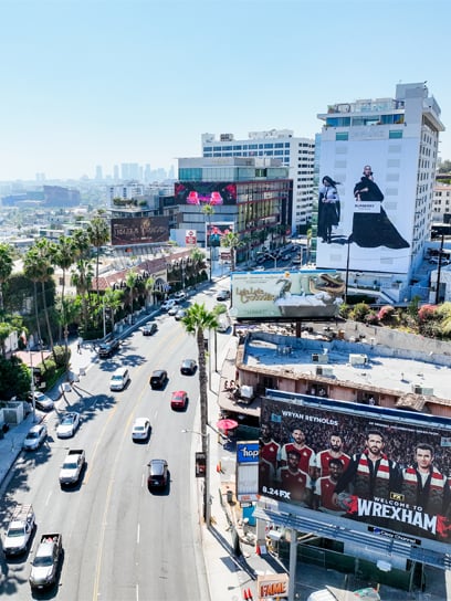 burberry wall out of home advertising in los angeles california
