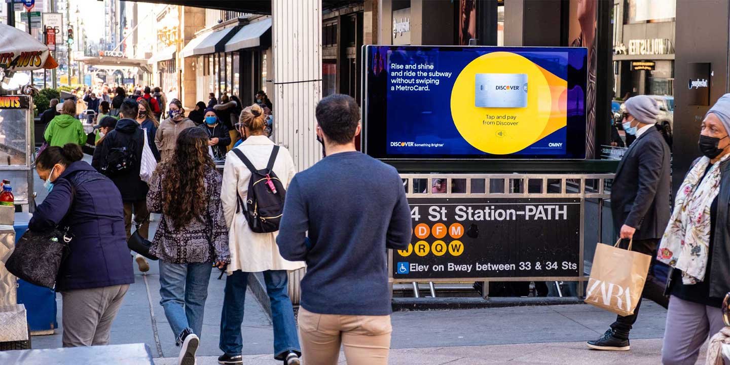 digital street furniture out of home advertising in new york city for discover card