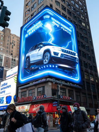 out of home digital billboard advertising in new york city