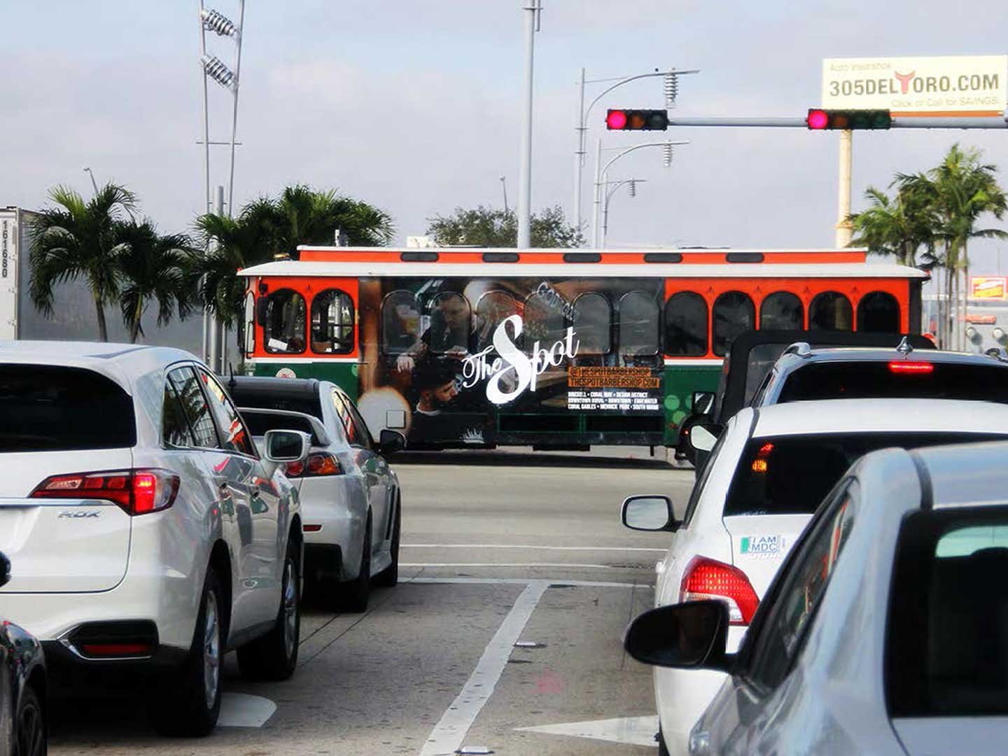 out of home transit advertising miami