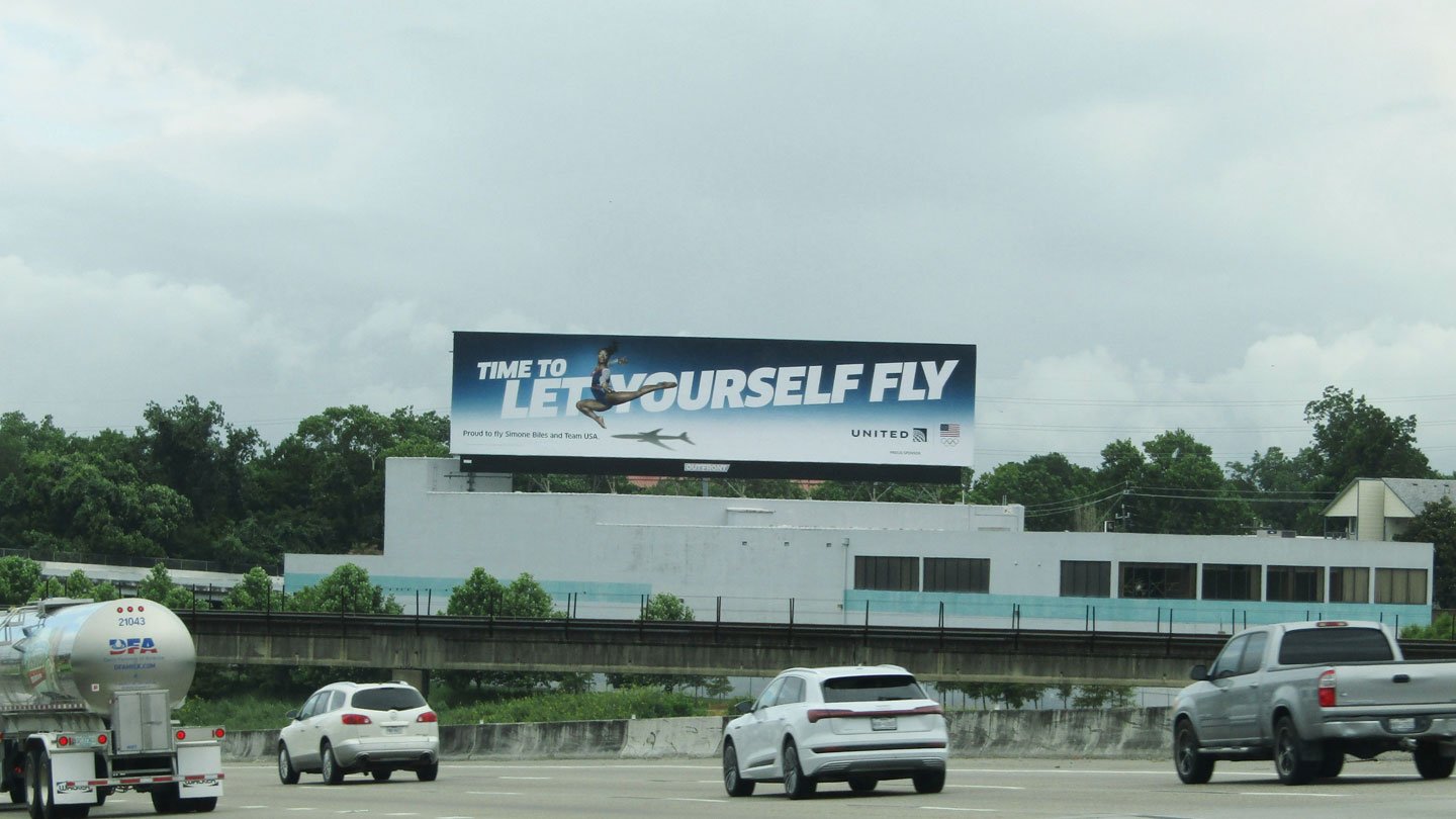 out of home billboard advertising at airport highway