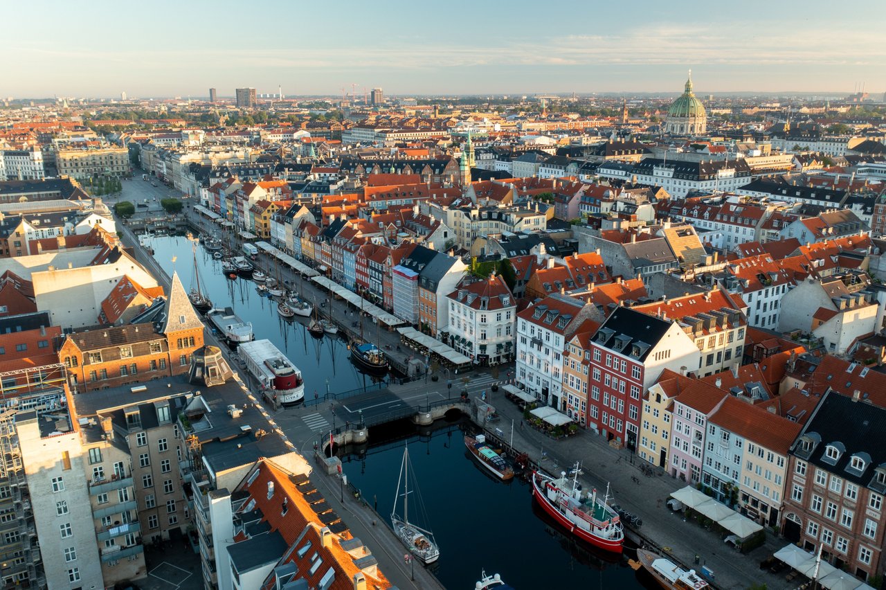 shutterstock_2664893751