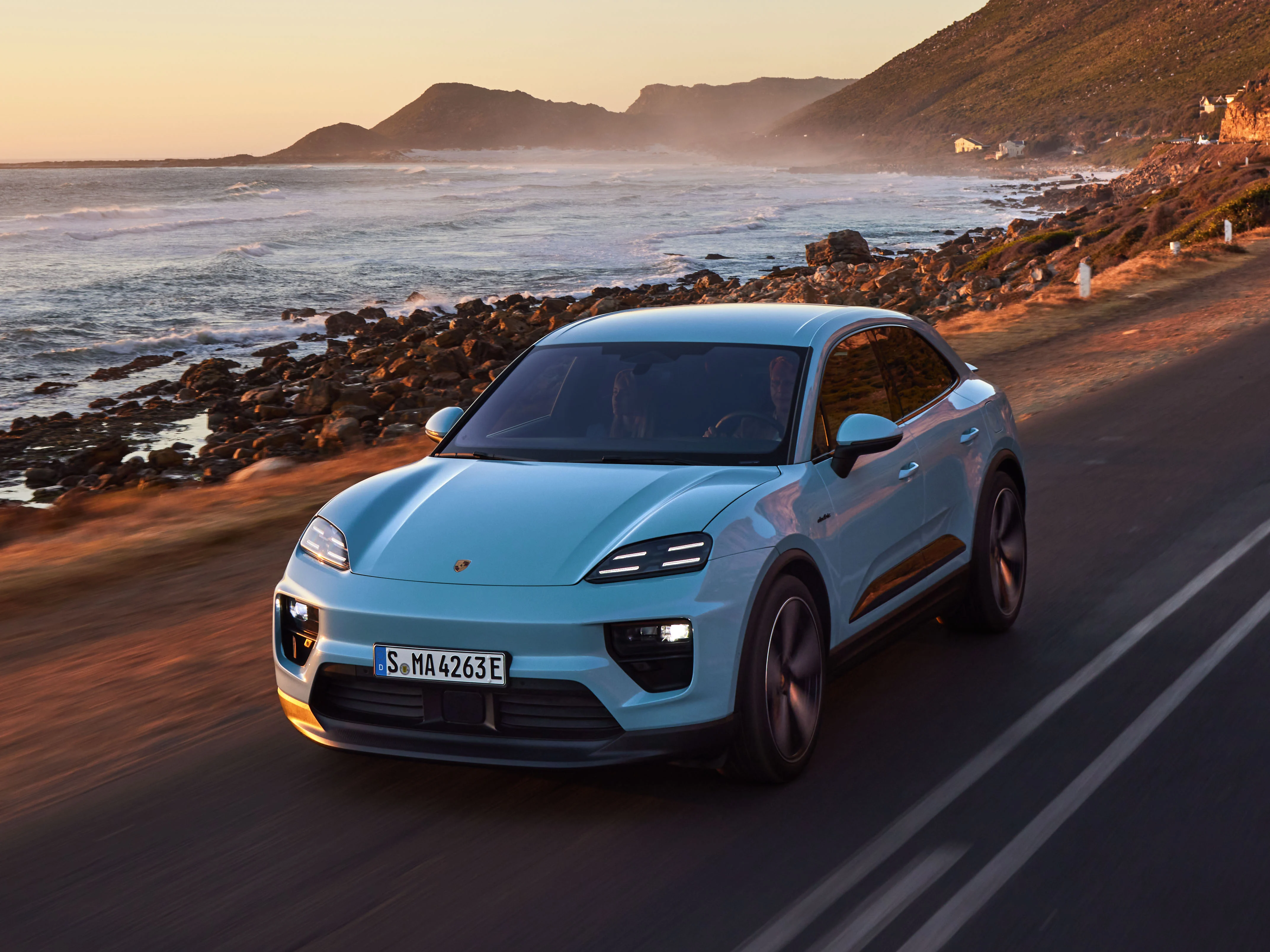 Macan Electric