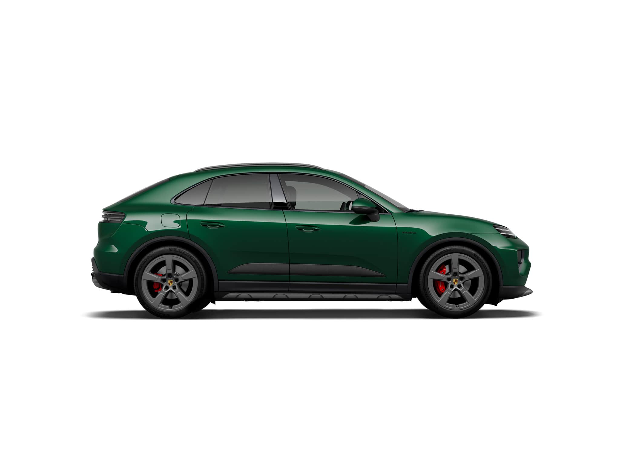 Macan 4S side-min