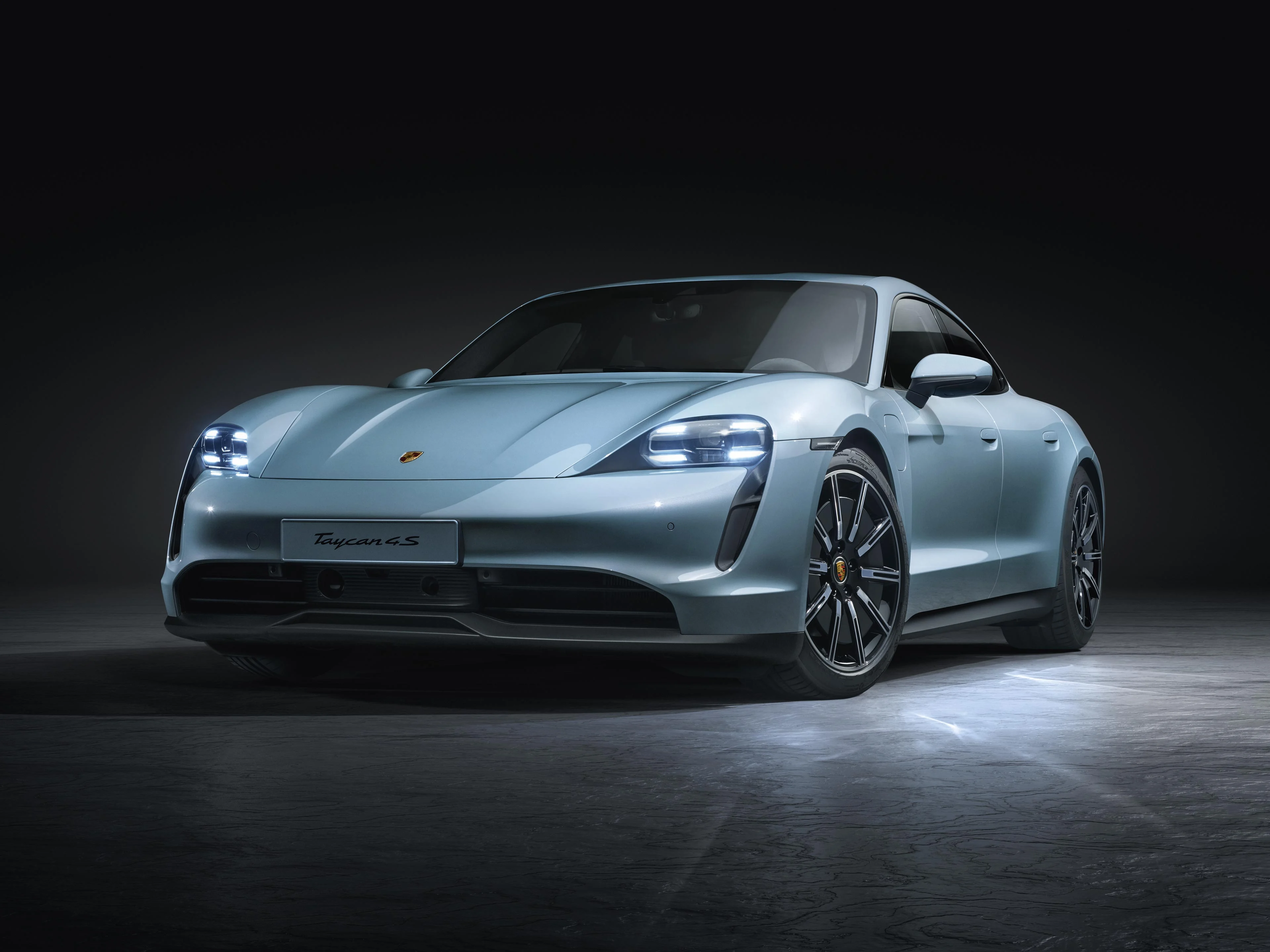 Porsche Taycan 4S i studio