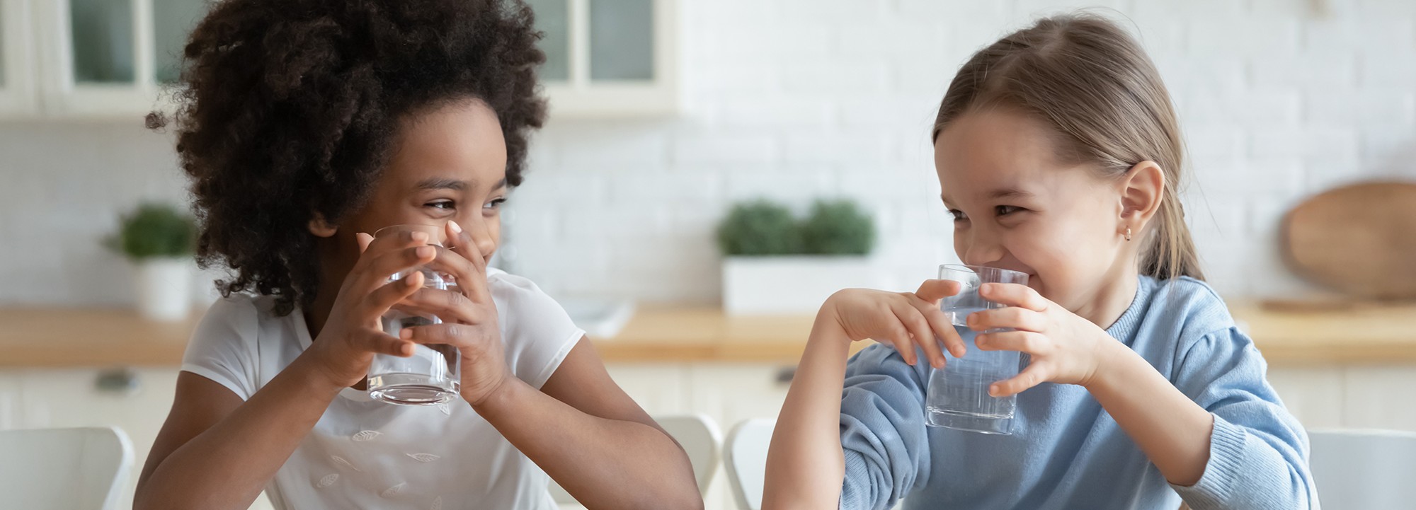 Kids drinking water