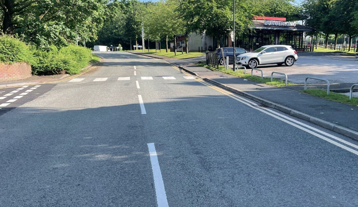 2a Road Markings CR