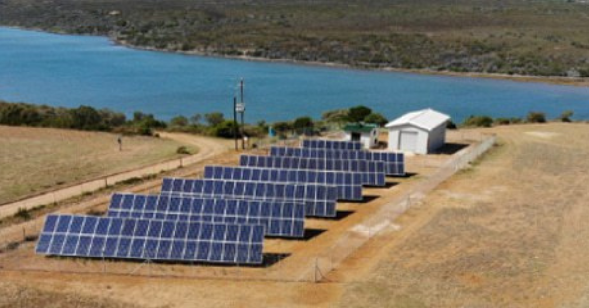 Chariots of water: decentralised desalination in Africa