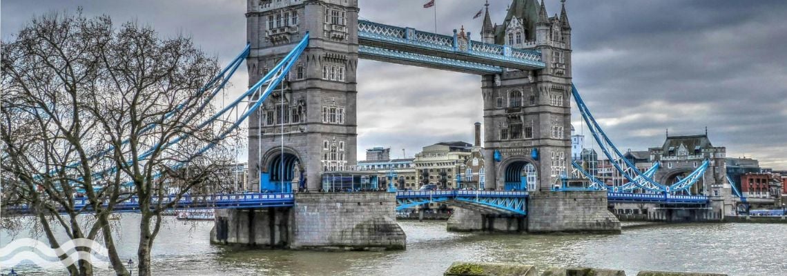AQD-the-river-thames-under-water-1140x400px