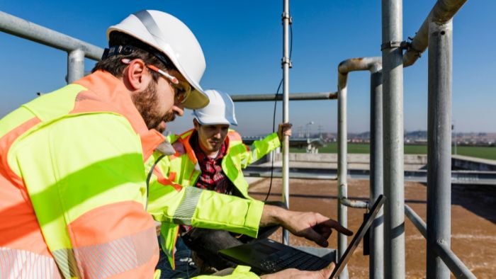 AQD-engineers-working-on-water-treatment-plant-700X394
