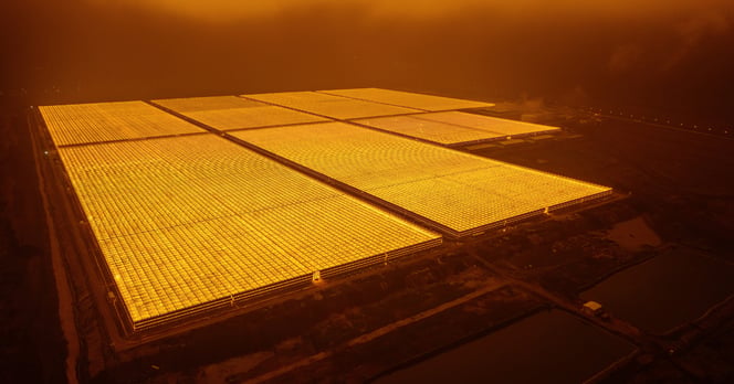 Source_solar panels_yellow_dark