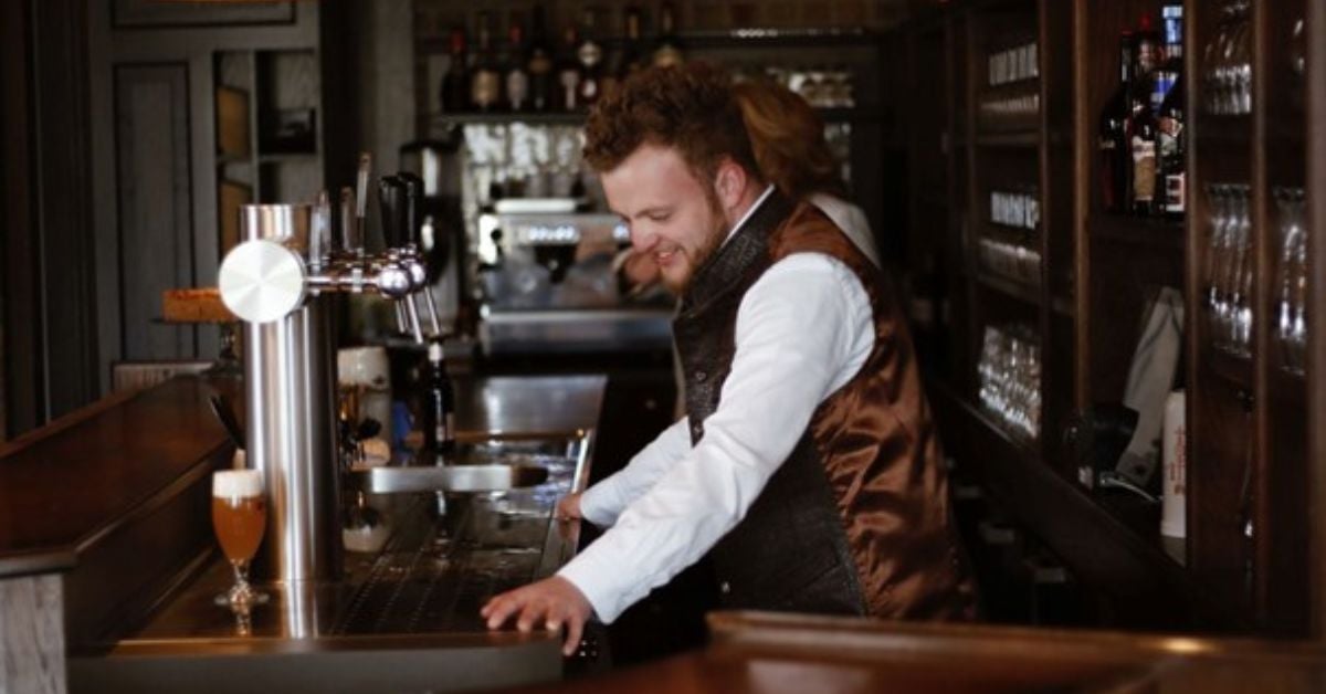 Zet jezelf als restauranteigenaar in beeld op social media