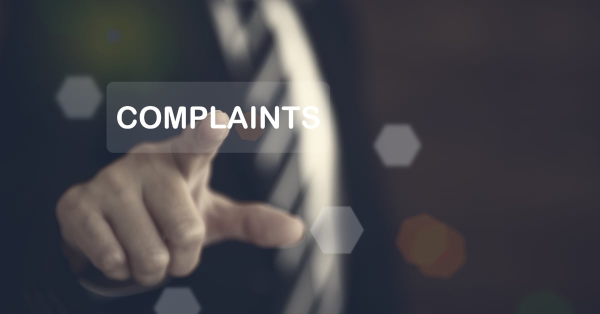 Complaints-knop als metafoor voor klachtplicht in arbeidsrecht en horeca