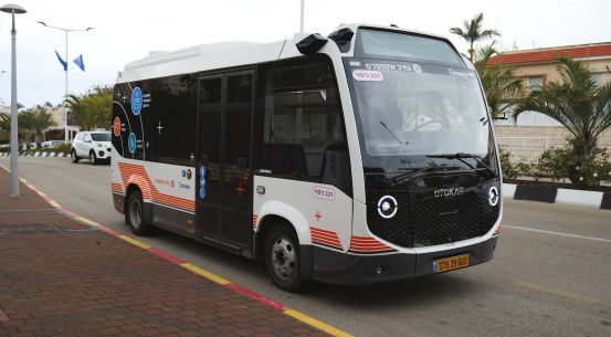 autonomous bus