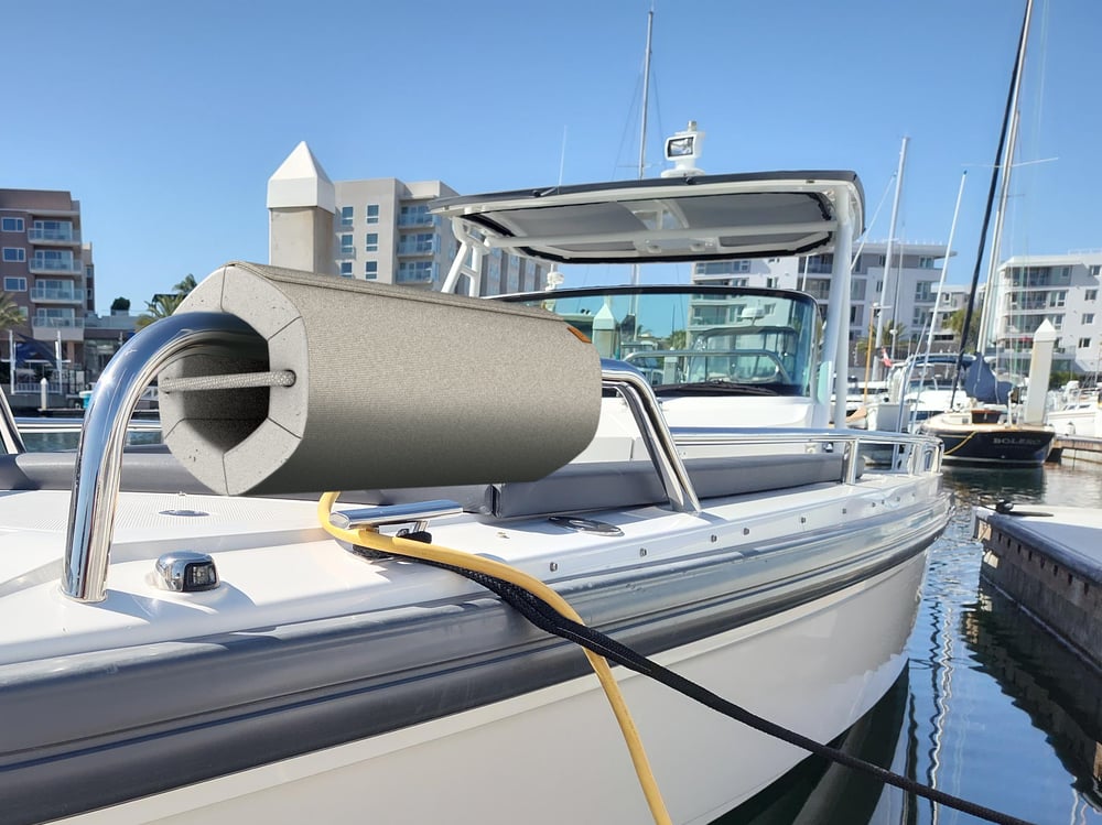 NB-07-article-Fender on boat_04