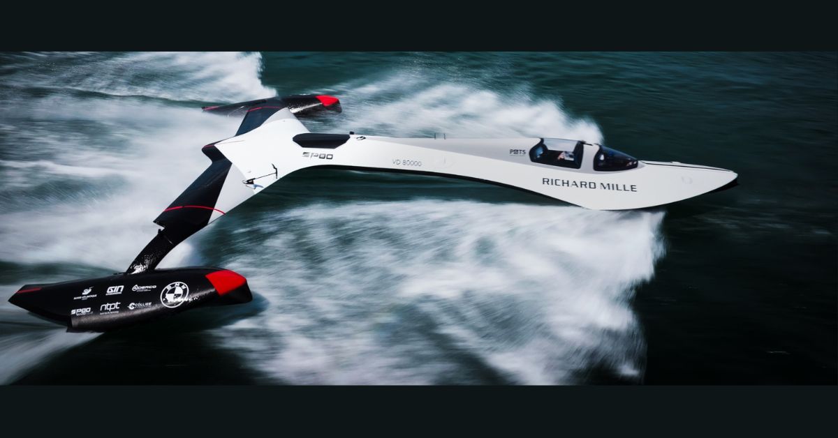 Record hunters overcome hydrofoil cavitation - SP80 boat