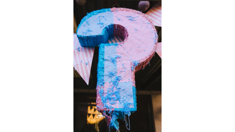 Gender reveal - pinata