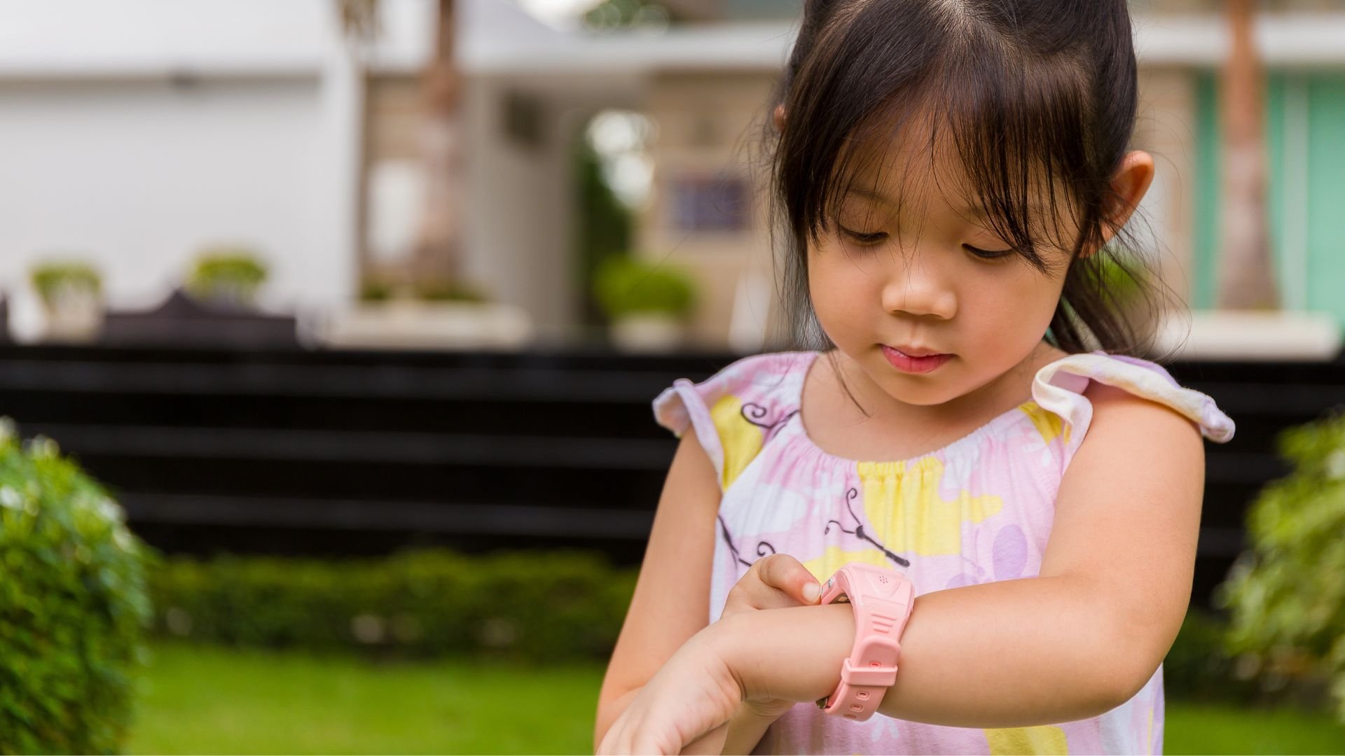 Alles over GPS trackers voor je kind: airtag en andere opties