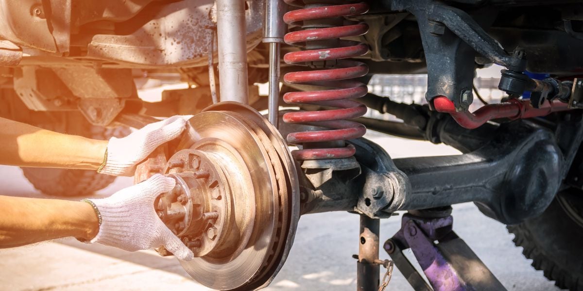 Remanufacturing suspension system, a clever choice for environment, customers and mechanics supply chain