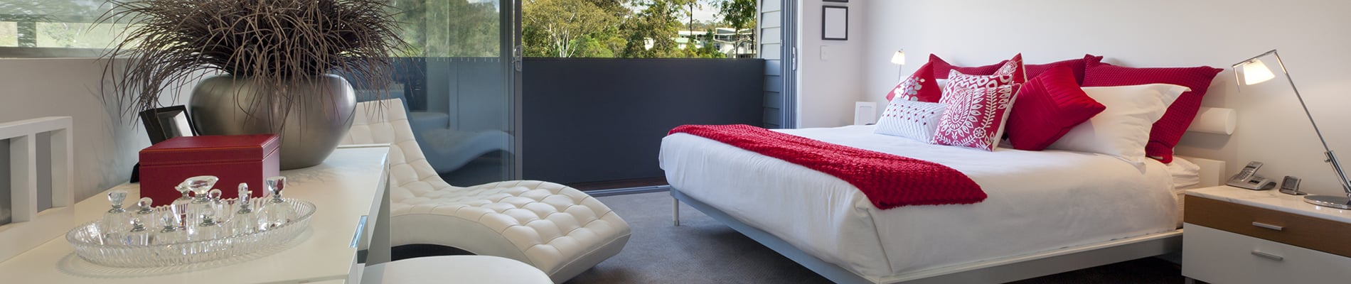 banner-<h1 style="text-align: center;color:#ffffff;">RAI Hotel Services</h1>
<h2 style="text-align: center;color:#ffffff;">Vind &amp; boek het perfecte hotel in Amsterdam<br />
Gratis uitstekende service en de laagste tarieven op uw hotelboekingen</h2>