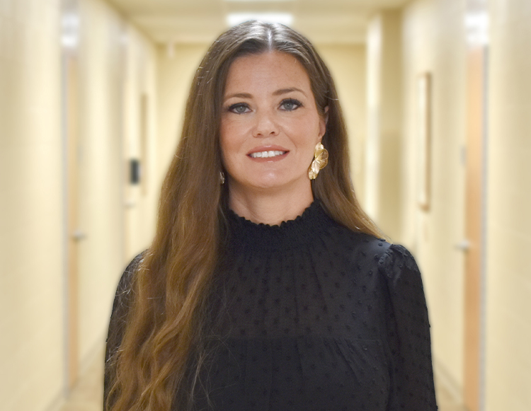 A portrait style image of Reid Health's October 2026 Ambassador, Wendy Denlinger.