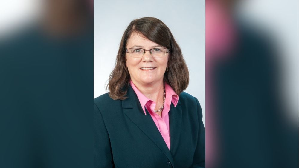 Dr. Theresa Glessner headshot