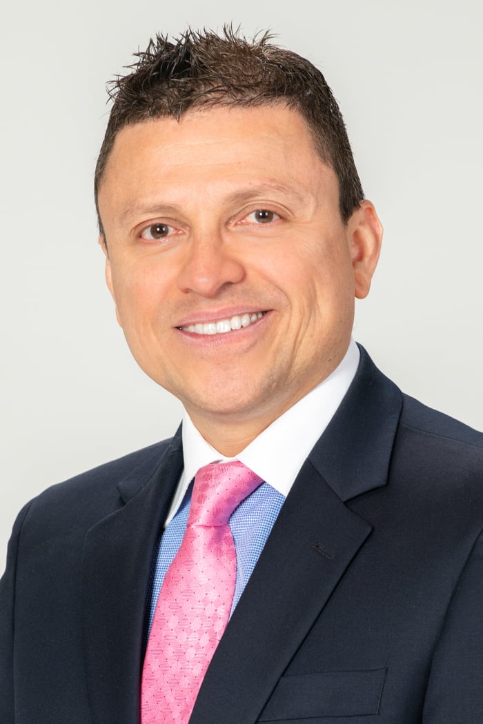 Photo of Luis Chavez