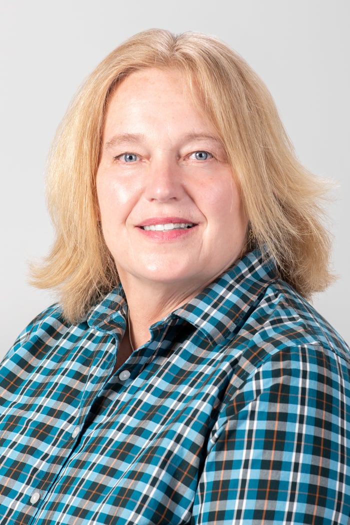 Photo of Lisa Nobles