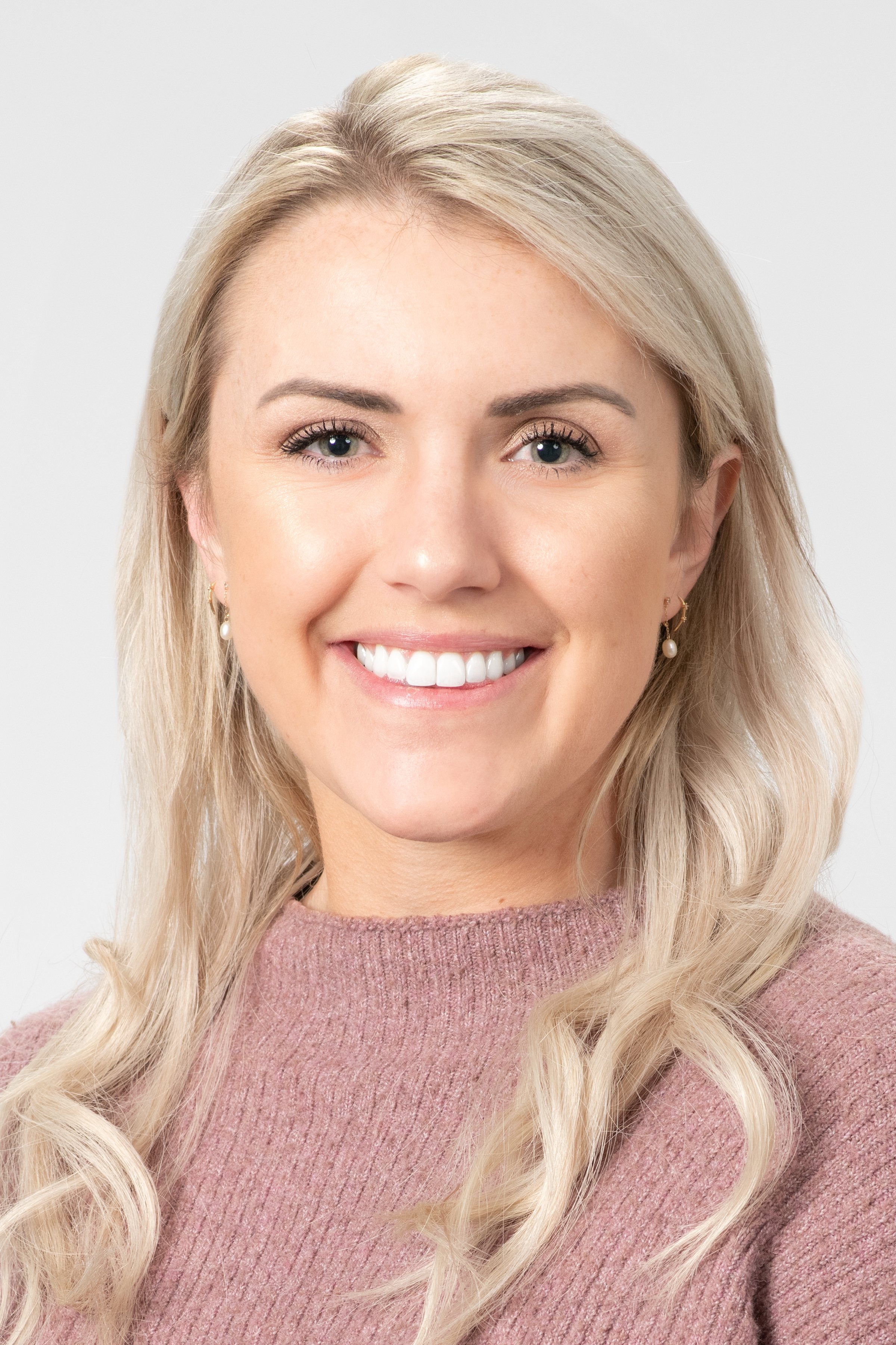 Photo of Lindsay Rhinevault