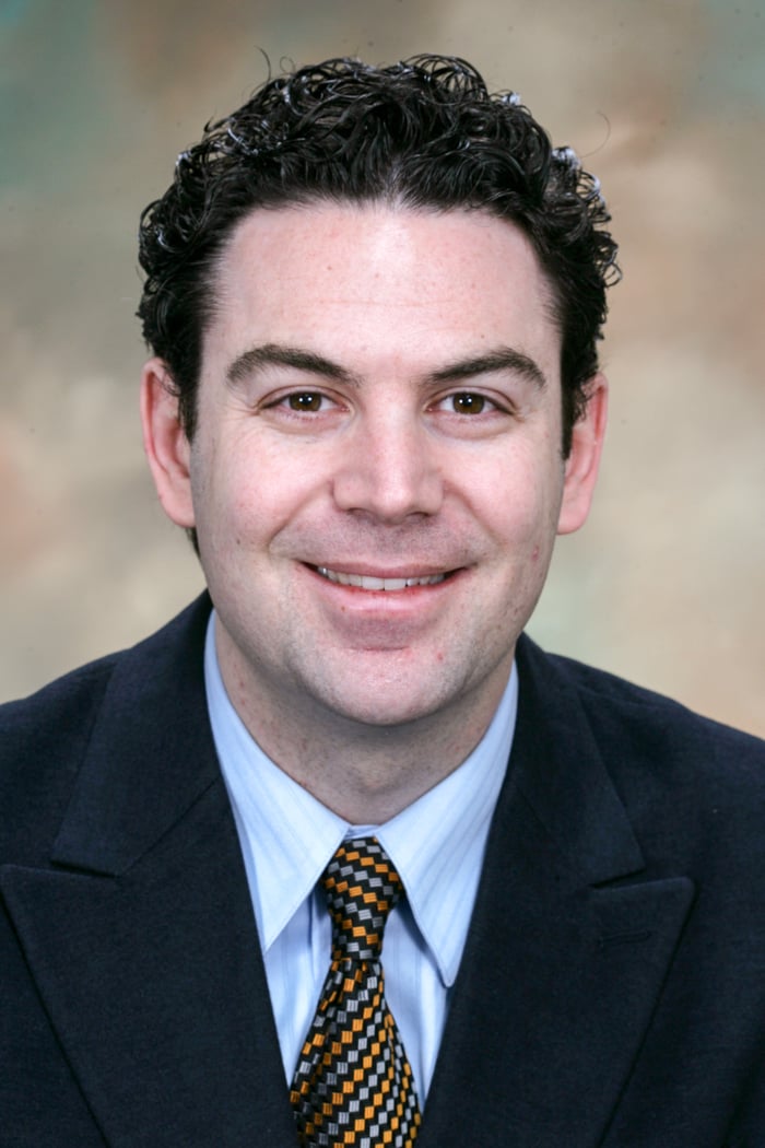 Photo of Gregory Singer