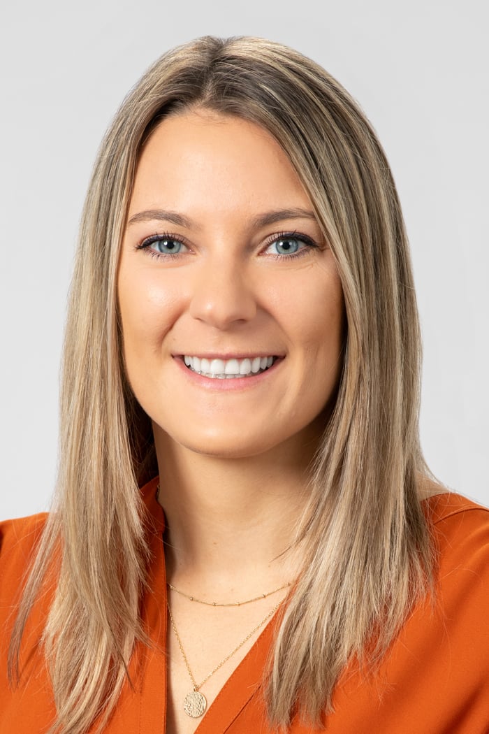 Photo of Jennifer Stenglein