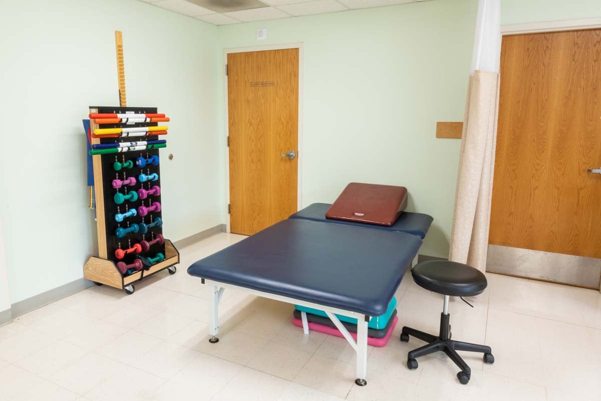 DeMay - Physical Therapy Gym