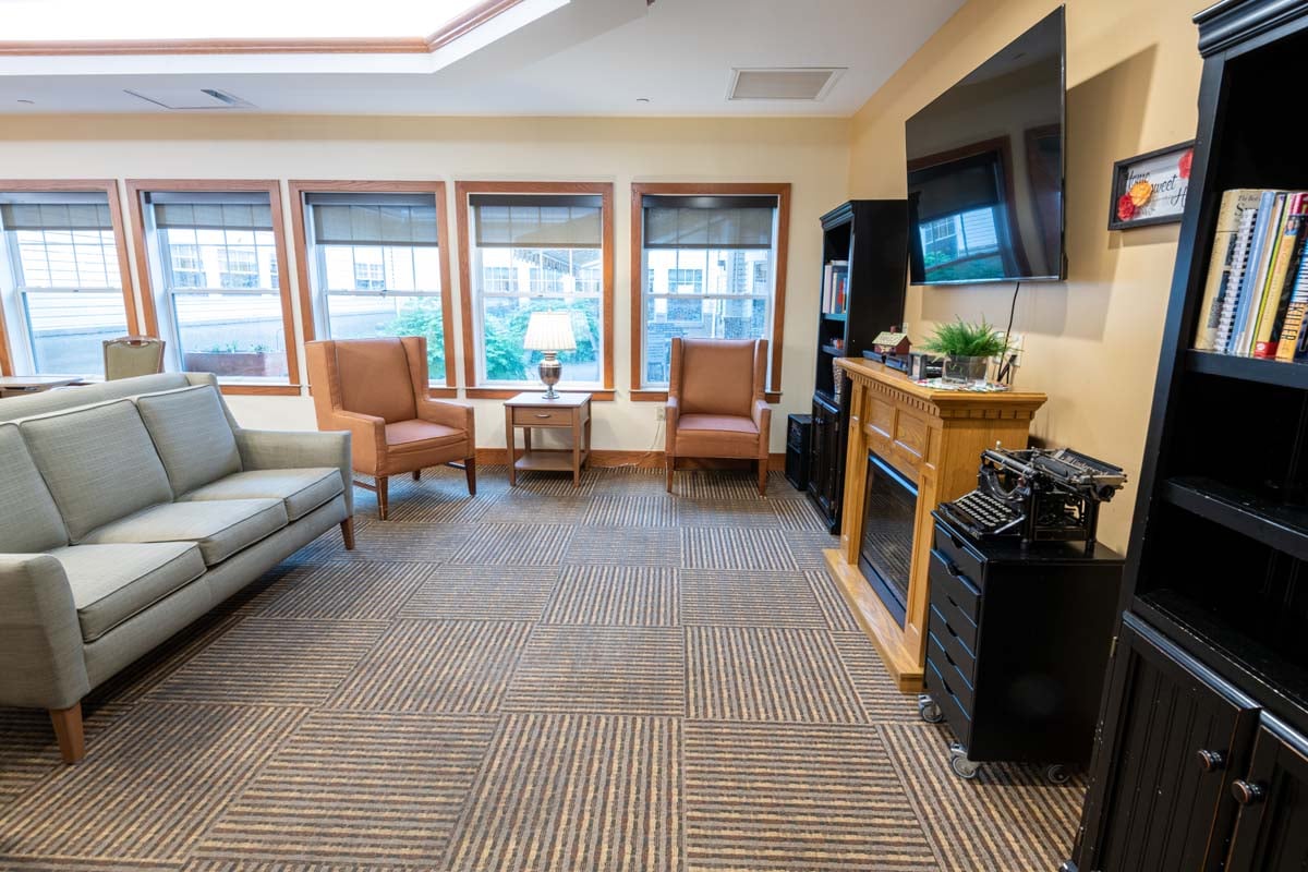 Wegmans Family Cottages - Living Area