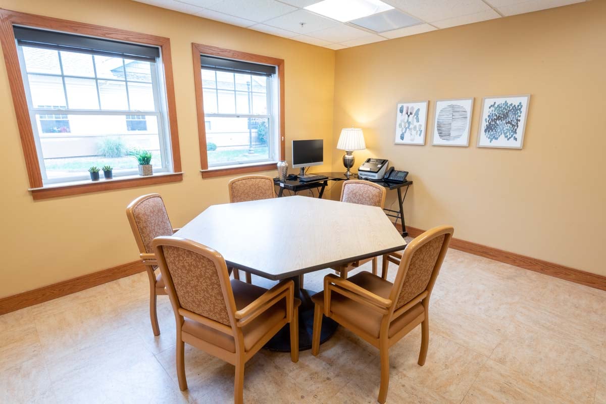 Wegmans Family Cottages - Parlor Room