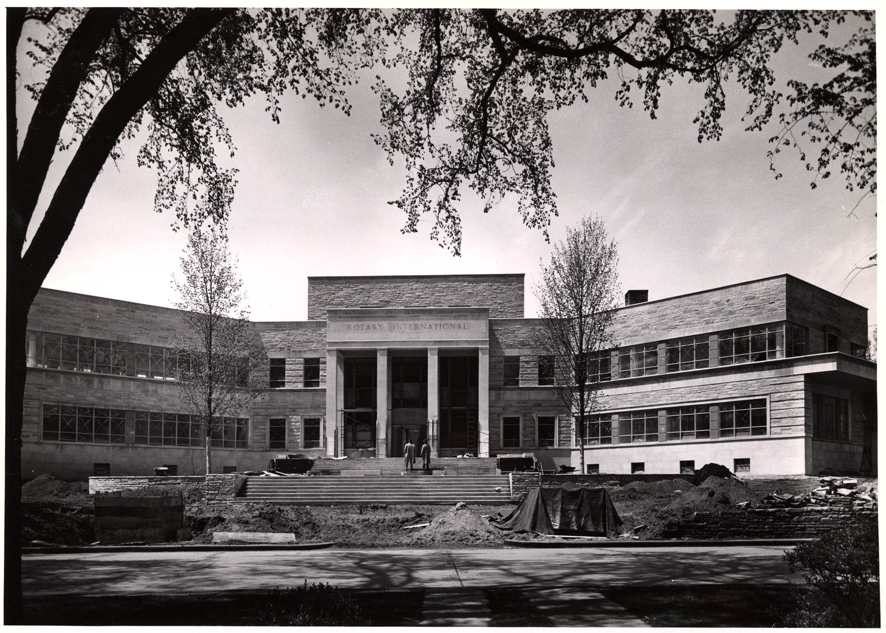 The world headquarters on Ridge Avenue in Evanston, Illinois, USA, near the end of construction in 1954.
