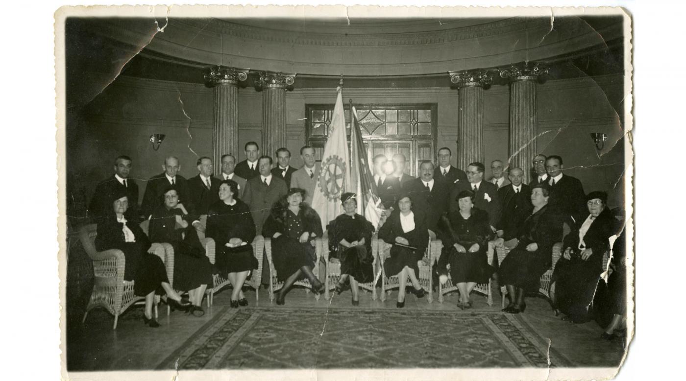 Members of the Rotary Club of Bilbao, Spain, and their spouses in 1932.