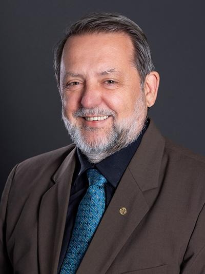 César Luis Scherer