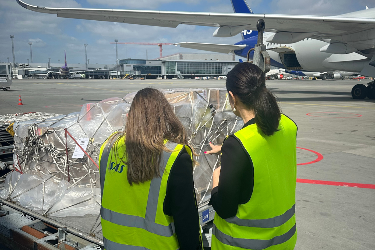 Seattle cargo staff
